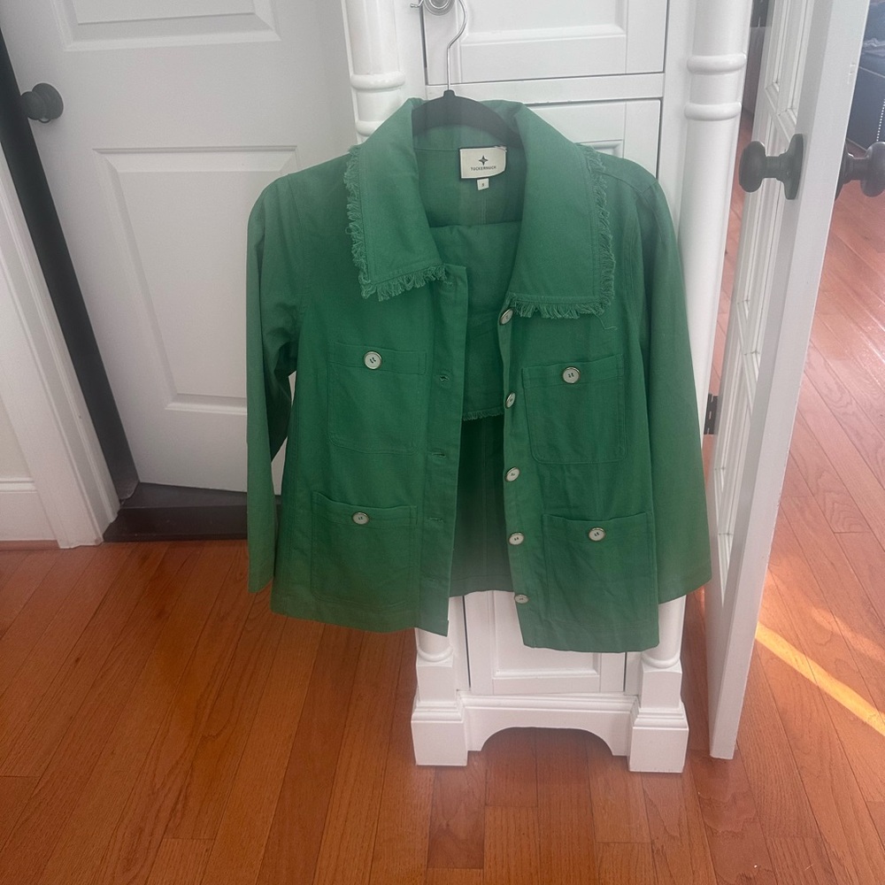 Tuckernuck Vibrant Green Jacket/Shorts Set - Picture 7 of 7